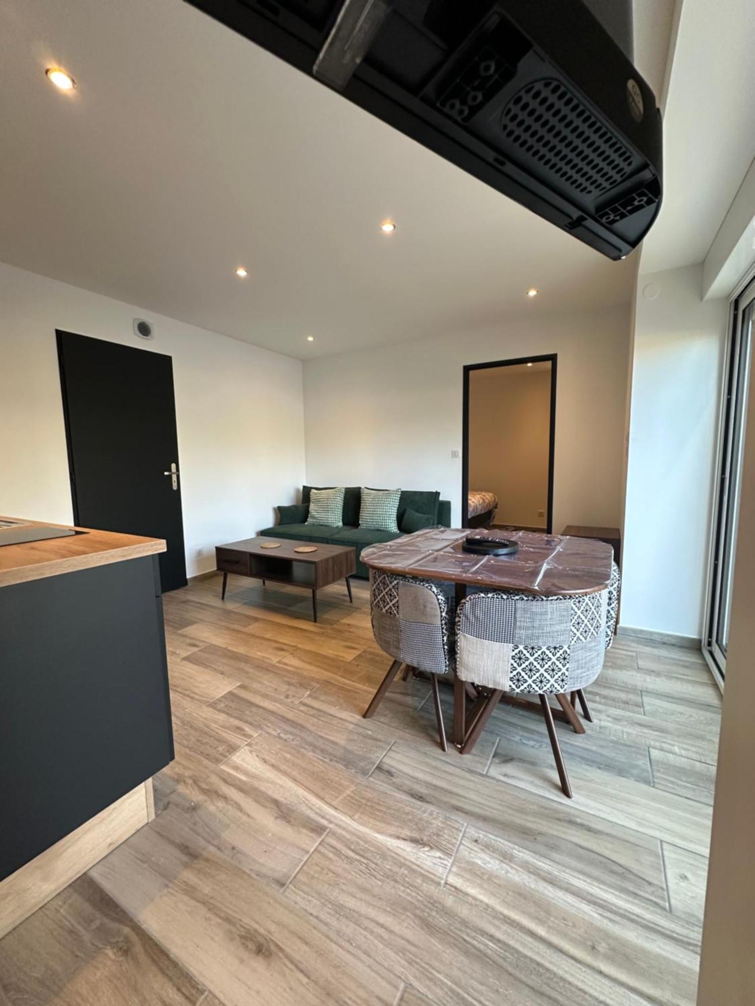 Appartement Moderne Et Confort Chatillon-Sur-Seine Luaran gambar